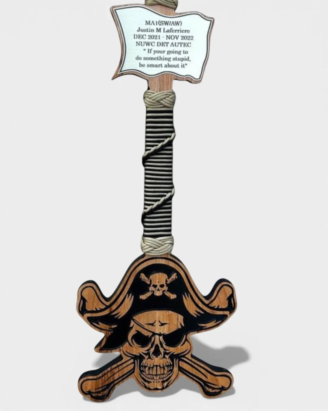 Jolly Roger Paddle - Skull and Crossbones
